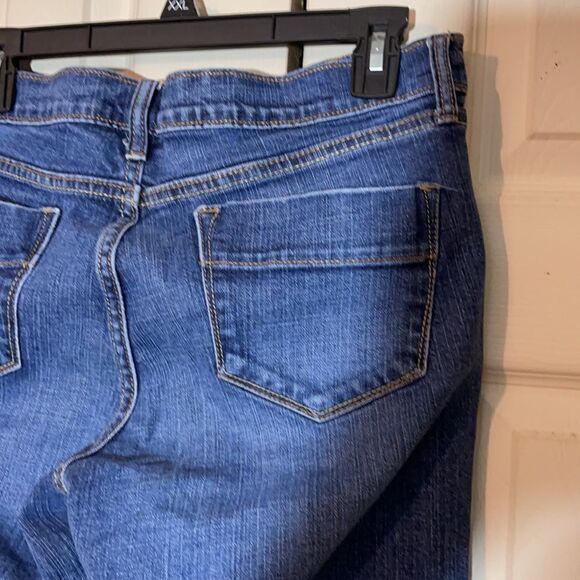 Old Navy Sweetheart Boot Cut Jeans Med Wash 8 - Picture 12 of 16